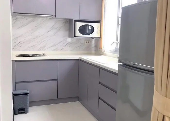 Charming Resident Sukhumvit 22 Phrom Phong Apartment